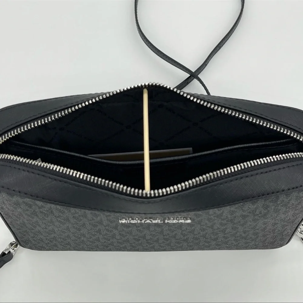 Michael Kors EW Crossbody Bag Black Leather - Picture 8 of 9